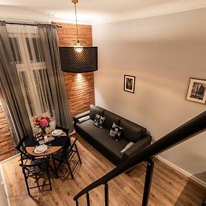 Lubomirskiego 23 Residence - Great Location, 10 Min To Main Square By Foot, Right Next To Main Rail And Bus Station